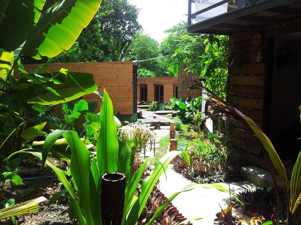The Box - Lipe Resort エクステリア 写真